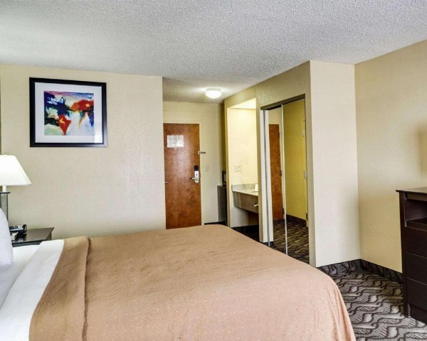 Quality Suites Baton Rouge East - Denham Springs image 15
