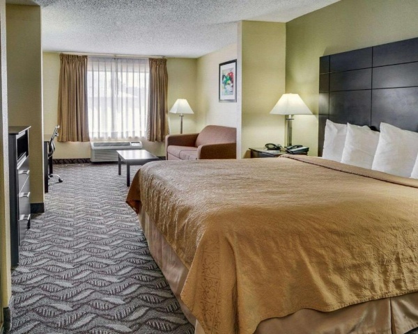 Quality Suites Baton Rouge East - Denham Springs image 23