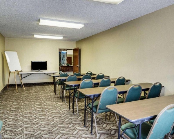 Quality Suites Baton Rouge East - Denham Springs image 30