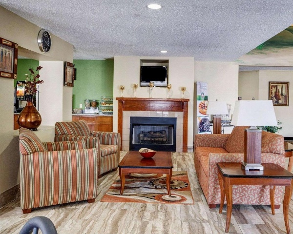 Quality Suites Baton Rouge East - Denham Springs image 6